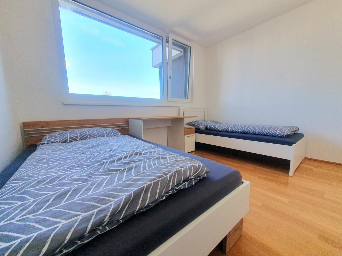 Near Lake Two Bedroom Duplex Apartment Vienna Luaran gambar